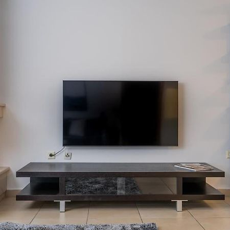 Bright & Elegant 2Bd Apt W/ View Αθήνα Εξωτερικό φωτογραφία