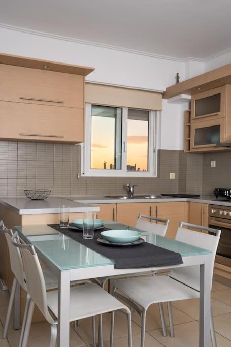 Bright & Elegant 2Bd Apt W/ View Αθήνα Εξωτερικό φωτογραφία